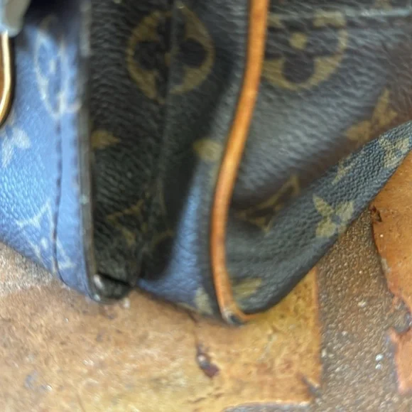 Authentic Louis Vuitton bag vintage - Picture 11 of 15